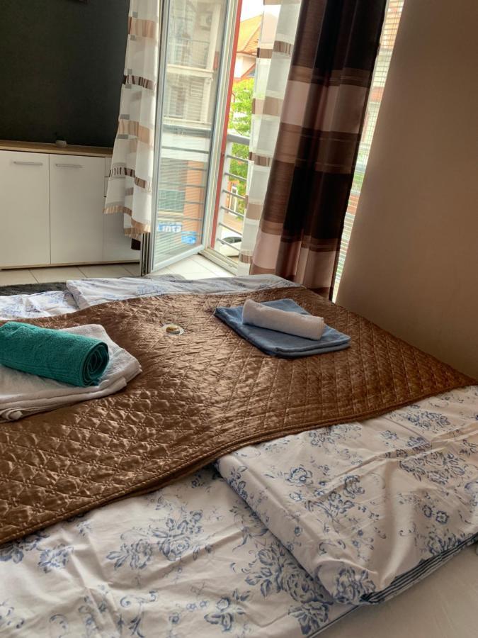 Furo-Lak 1 Apartman ハイデゥソボスロー エクステリア 写真